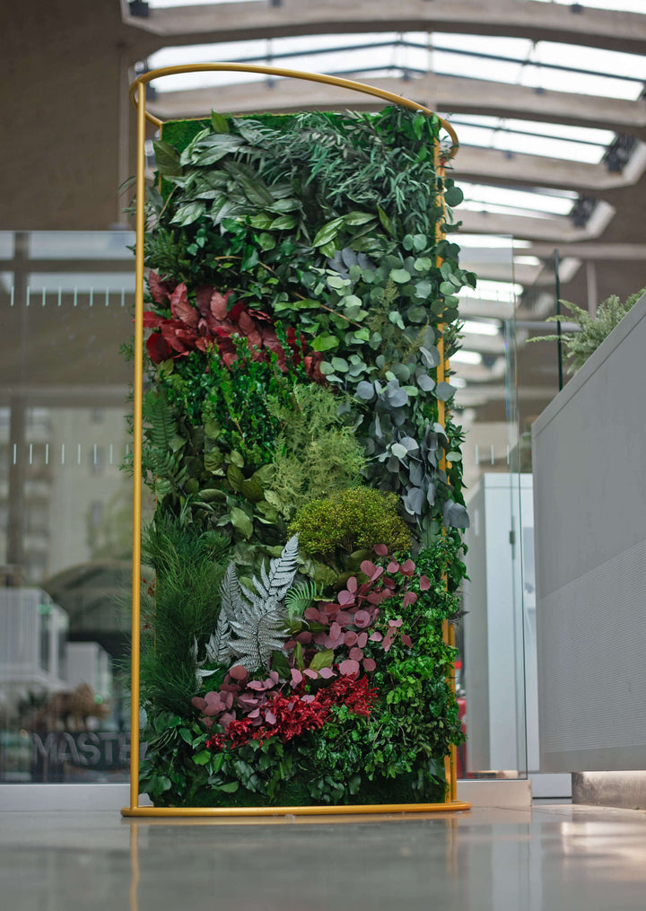 plant divider wall indoor Moss & Plant Standing Dividers: Moss Wall Designs